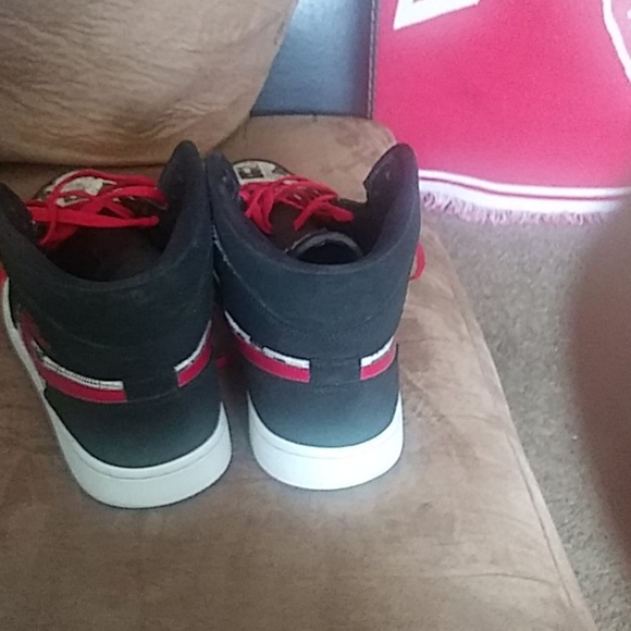 Nike air jordans - Picture 2 of 4